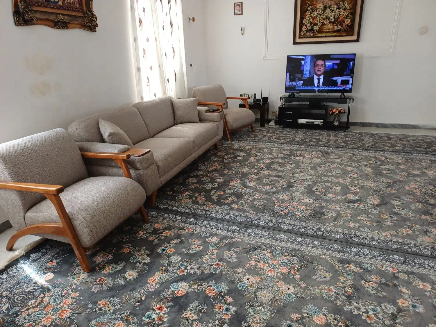 مبل سالم ۷نفره باعسلی فروشی|مبلمان خانگی و میز عسلی|قره چای, |دیوار