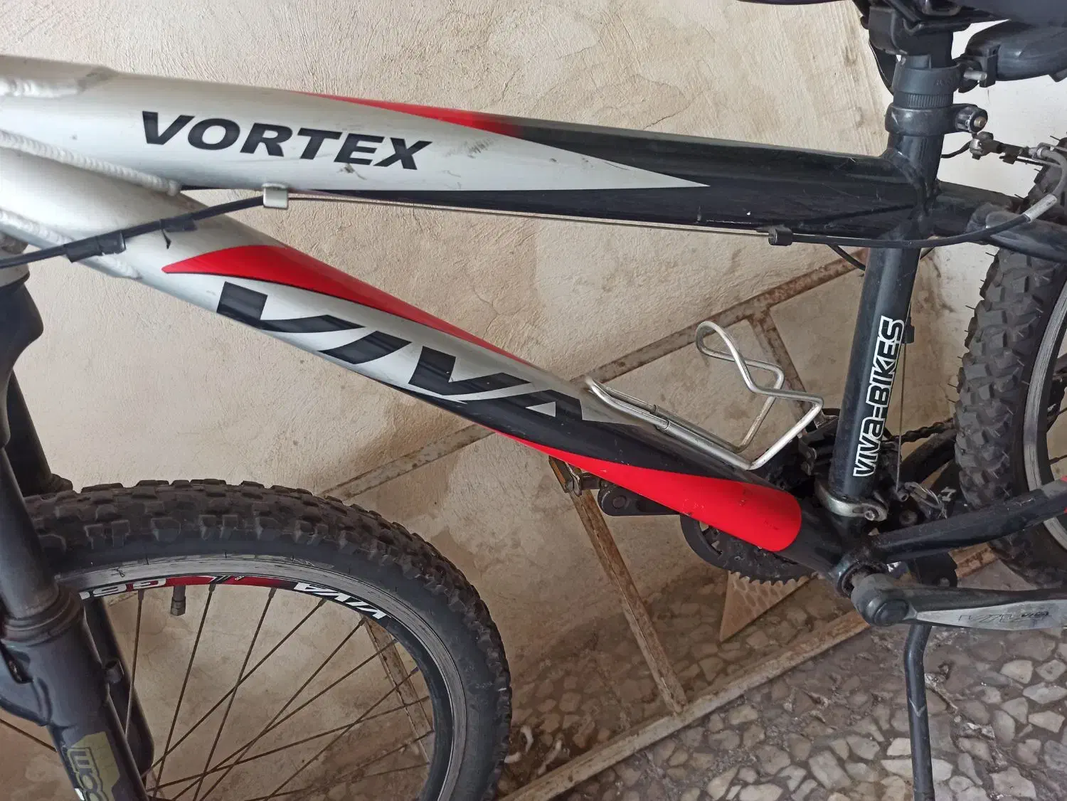 دوچرخه بیست و چهار مارک وی وا، اصل کرخ|دوچرخه، اسکیت، اسکوتر|رشت, لاکانی|دیوار