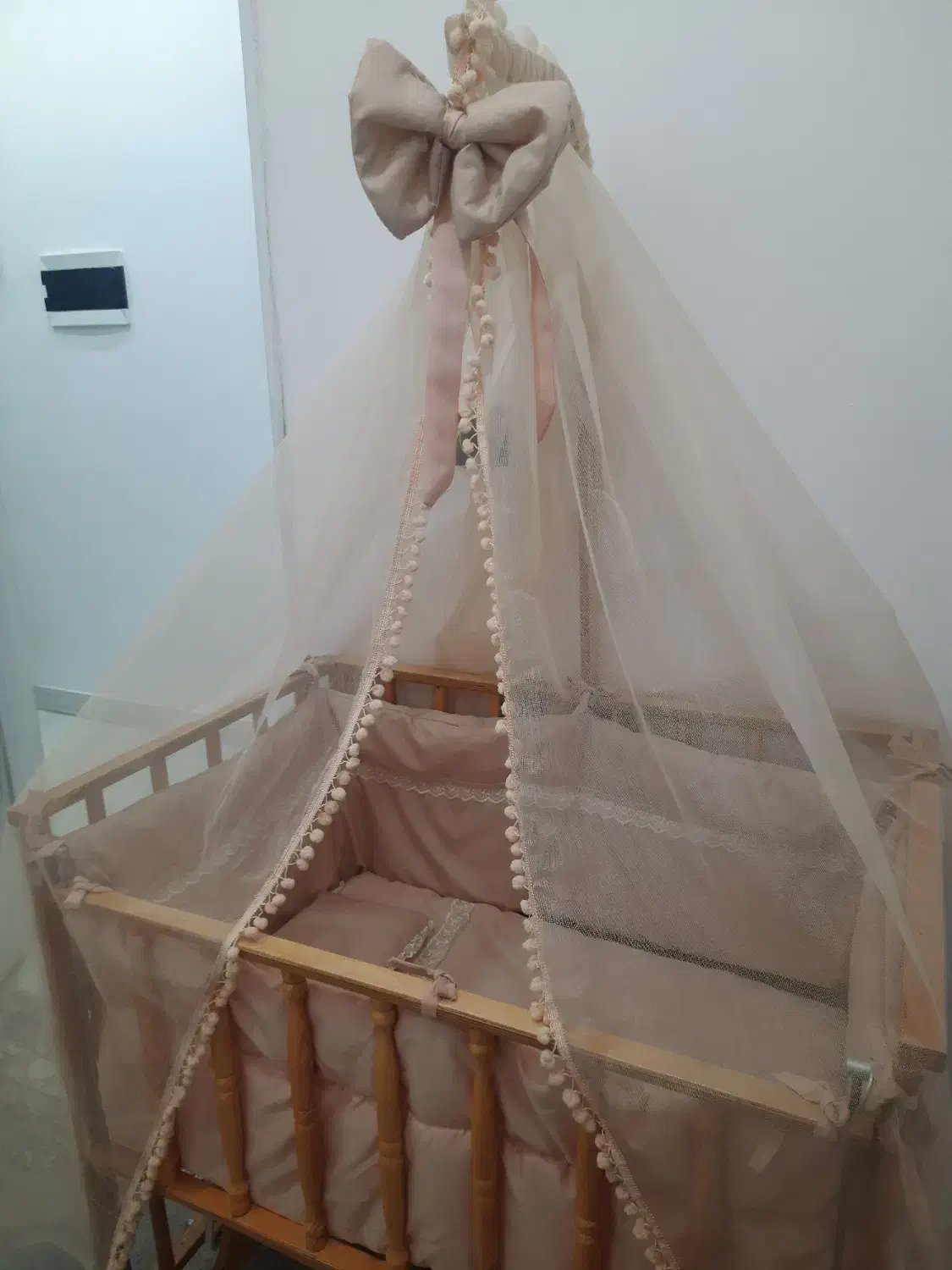 تخت گهواره کنار مادر|تخت و سرویس خواب|تاکستان, |دیوار