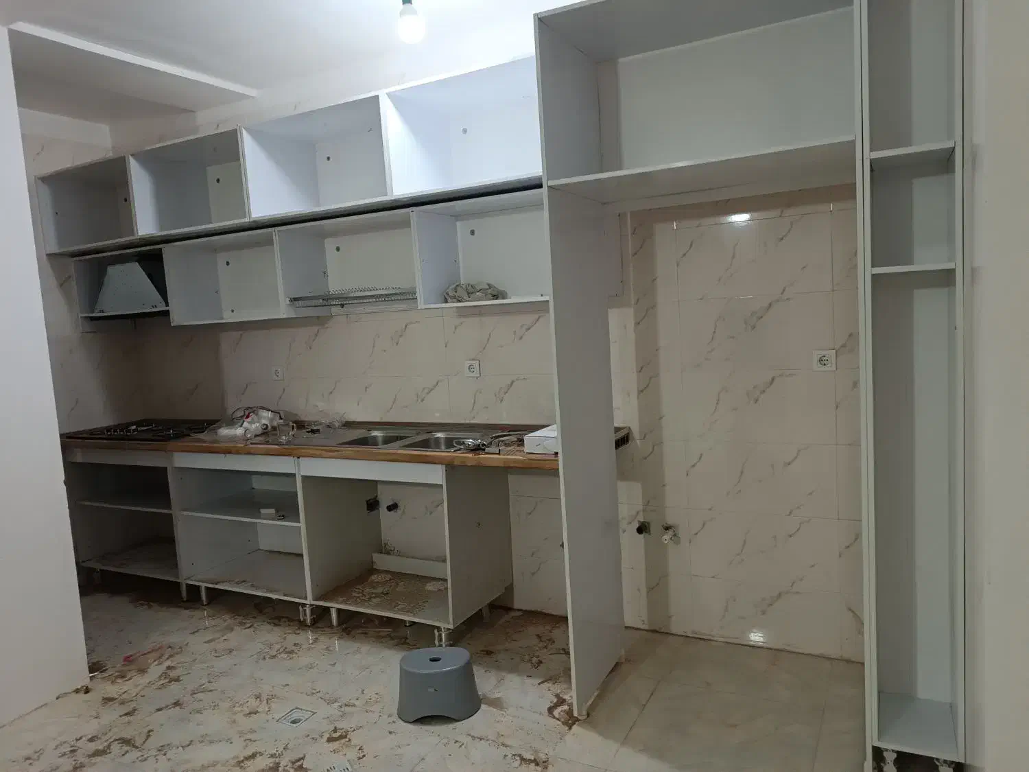 ساخت ، نصب ، تعمیر کابینت و کمد دیواری و بالکن|خدمات پیشه و مهارت|ملارد, |دیوار