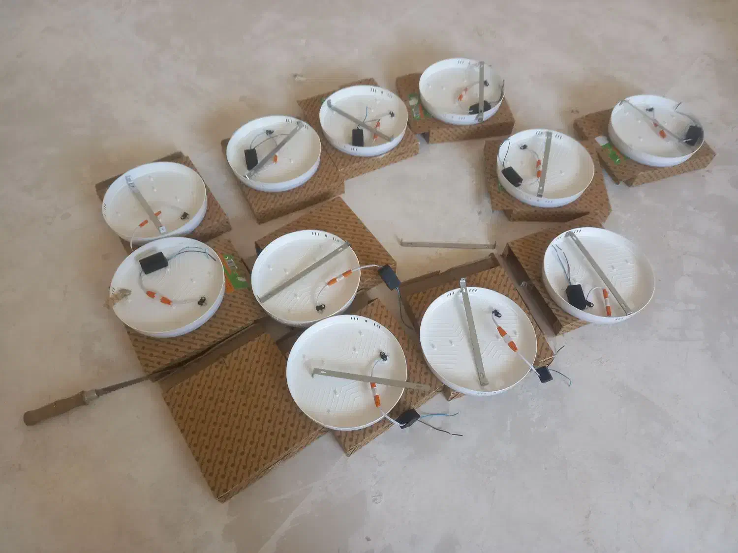 برق کار و سرویس کار کولر لوله کشی|خدمات پیشه و مهارت|اندیمشک, |دیوار