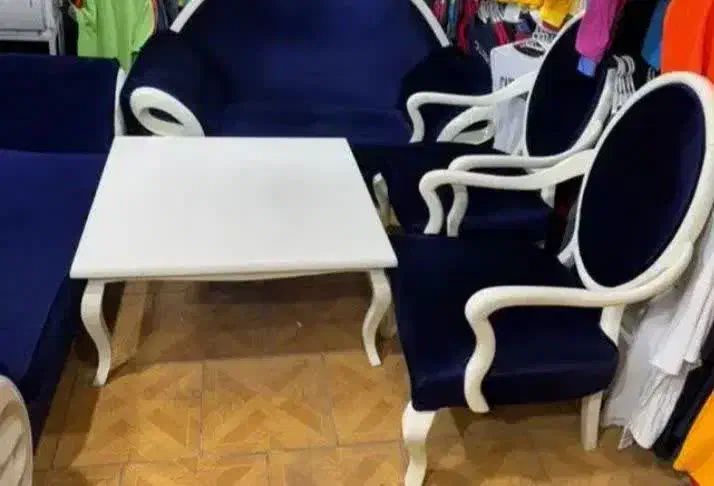 مبل 7نفره. ناهار خوری 6نفره به همراه عسلی|مبلمان خانگی و میز عسلی|سبزوار, فقیه سبزواری|دیوار