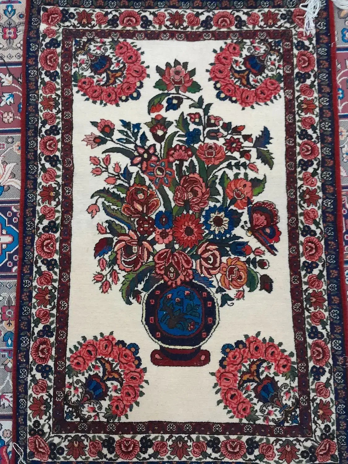 قالی دستباف پشمی رنگ ثابت|فرش|شهرکرد, |دیوار