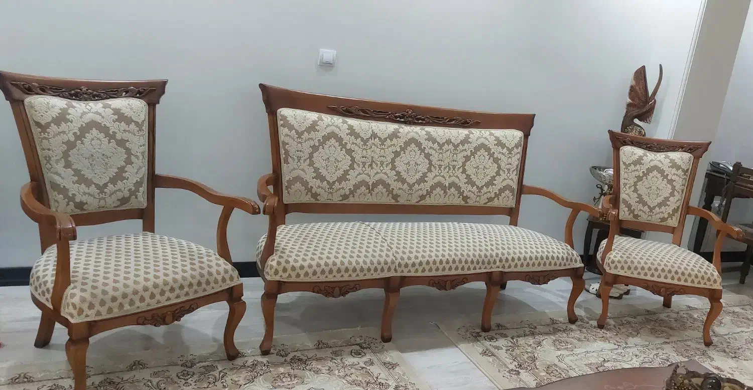 فروش مبل ۷ نفره|مبلمان خانگی و میز عسلی|کرج, باغستان|دیوار