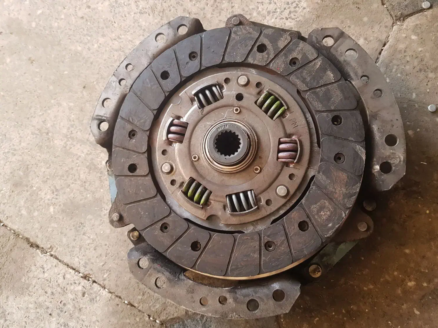 کمک .دیسک صفحه پژو پراید .۲۰۶.۲۰۷.|قطعات یدکی و لوازم جانبی|همدان, |دیوار