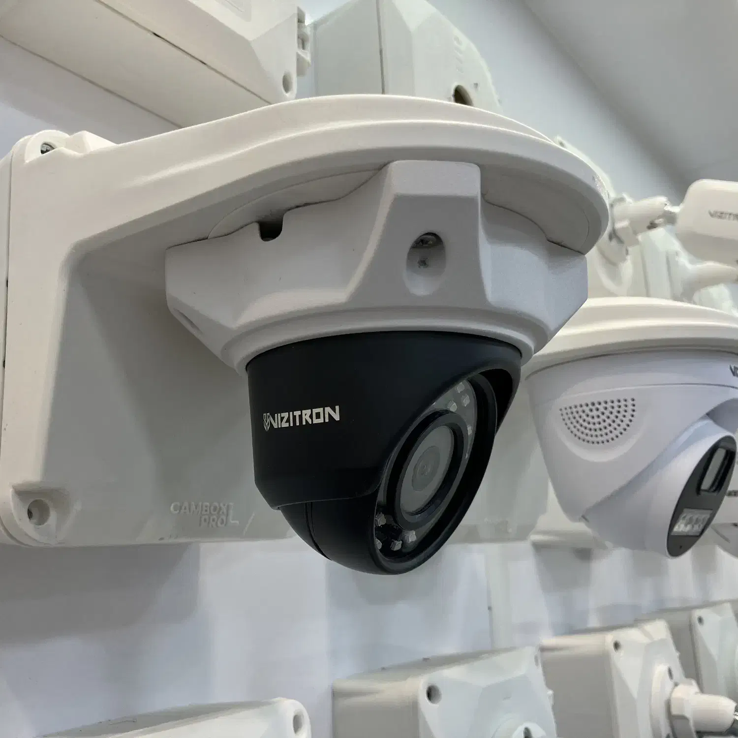 دوربین مداربسته/گارانتی ۶۰ ماهه/نصب فوری|دوربین مداربسته|شیراز, سینما سعدی|دیوار