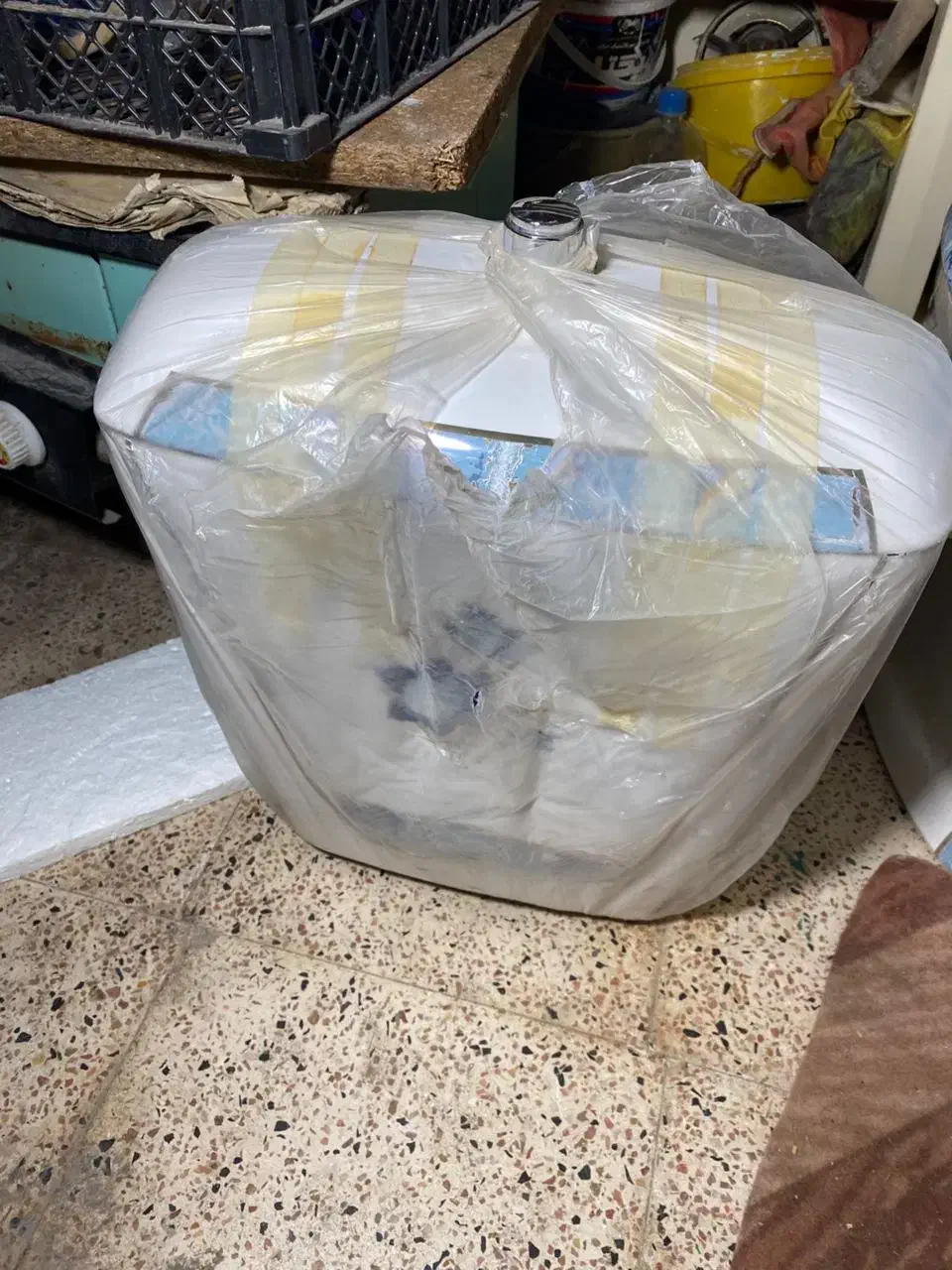 توالت فرنگی چینی در حد نو|لوازم سرویس بهداشتی|اسکو, |دیوار