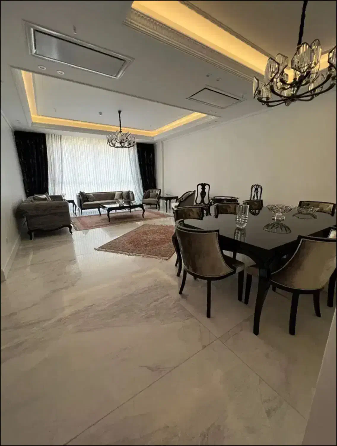 نیاوران/۱۳۰ متر  ۲ خواب مستر/ویو شمال و جنوب