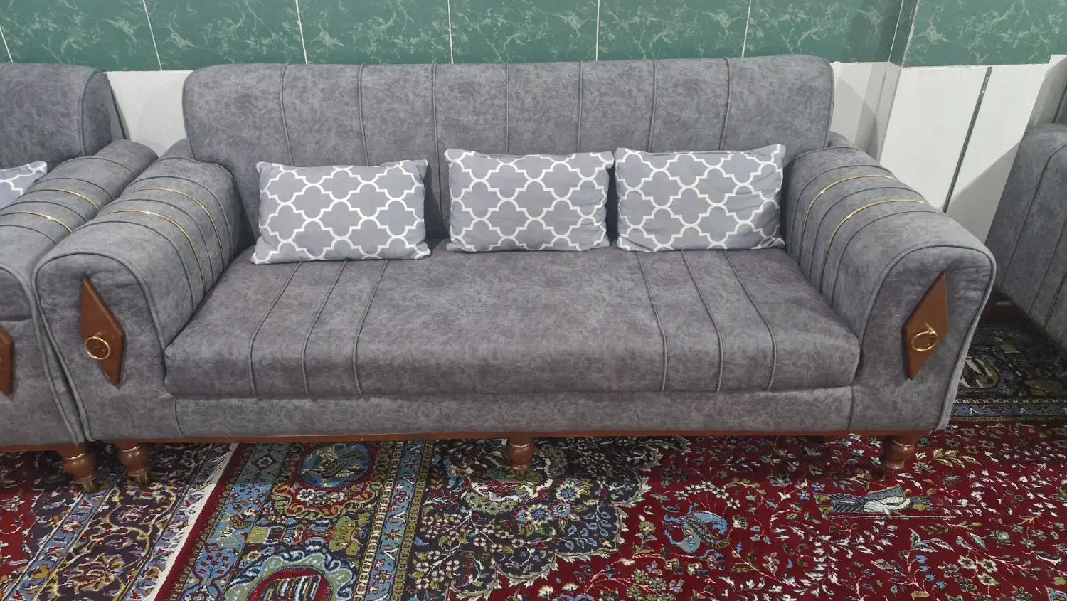 مبل نوع تازه چیندم.عکس بگیرم ۲۶۵۰۰تومان|مبلمان خانگی و میز عسلی|لردگان, |دیوار