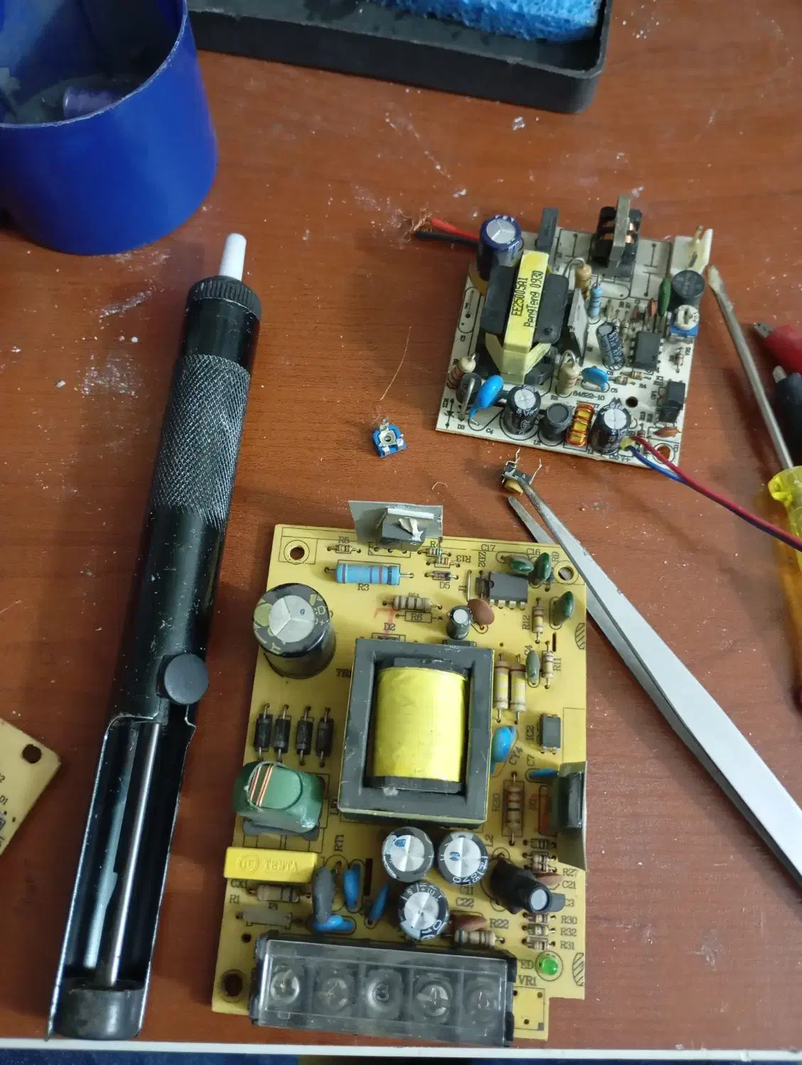 تعمیر کار آیفون/نصاب آیفون/ آیفون/آیفون تصویری|خدمات پیشه و مهارت|کرمانشاه, |دیوار