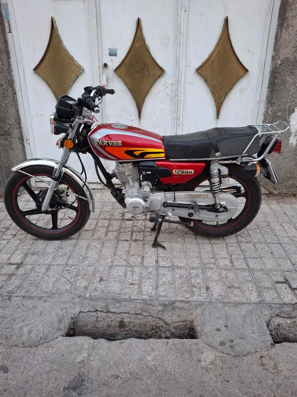 200 پرواز 1401|موتورسیکلت|مشهد, طبرسی شمالی|دیوار