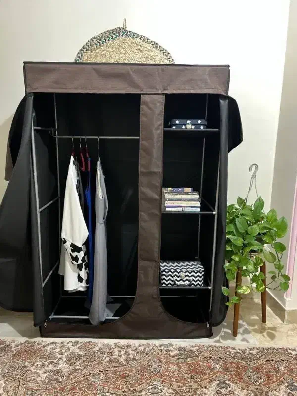 کمد برزنتی کاملا سالم زرشکی رنگ|جاکفشی، کمد، دراور|گرگان, |دیوار