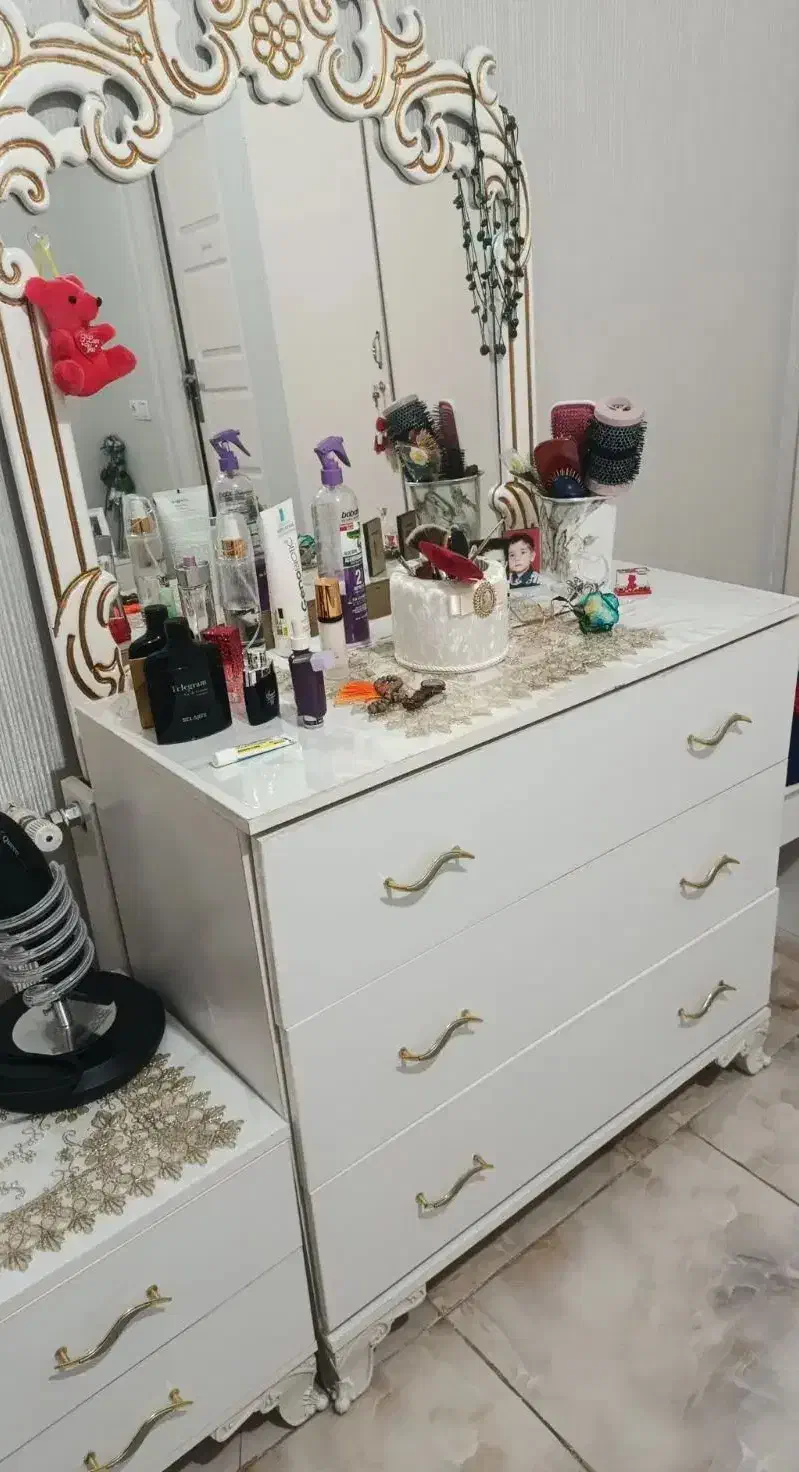 سرویس خواب|تخت و سرویس خواب|هشتگرد, مدرس|دیوار