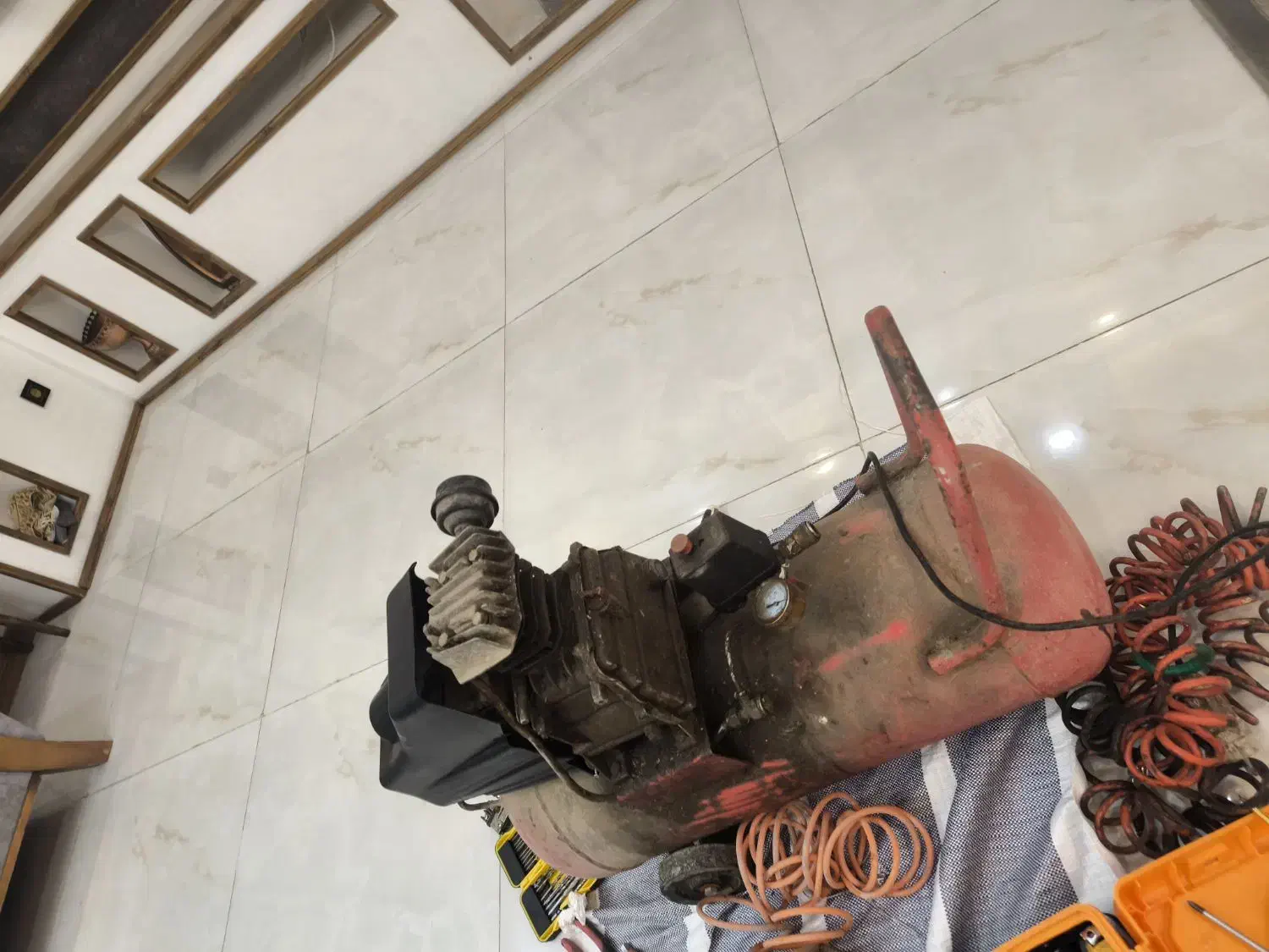 پمپ باد60لیتری کدخدایی|ابزارآلات|اصفهان, شهرک کوثر|دیوار