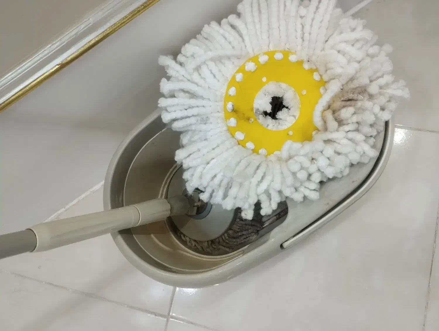 کفشوی سطلی|لوازم نظافت|تربت‌حیدریه, باغ سلطانی|دیوار