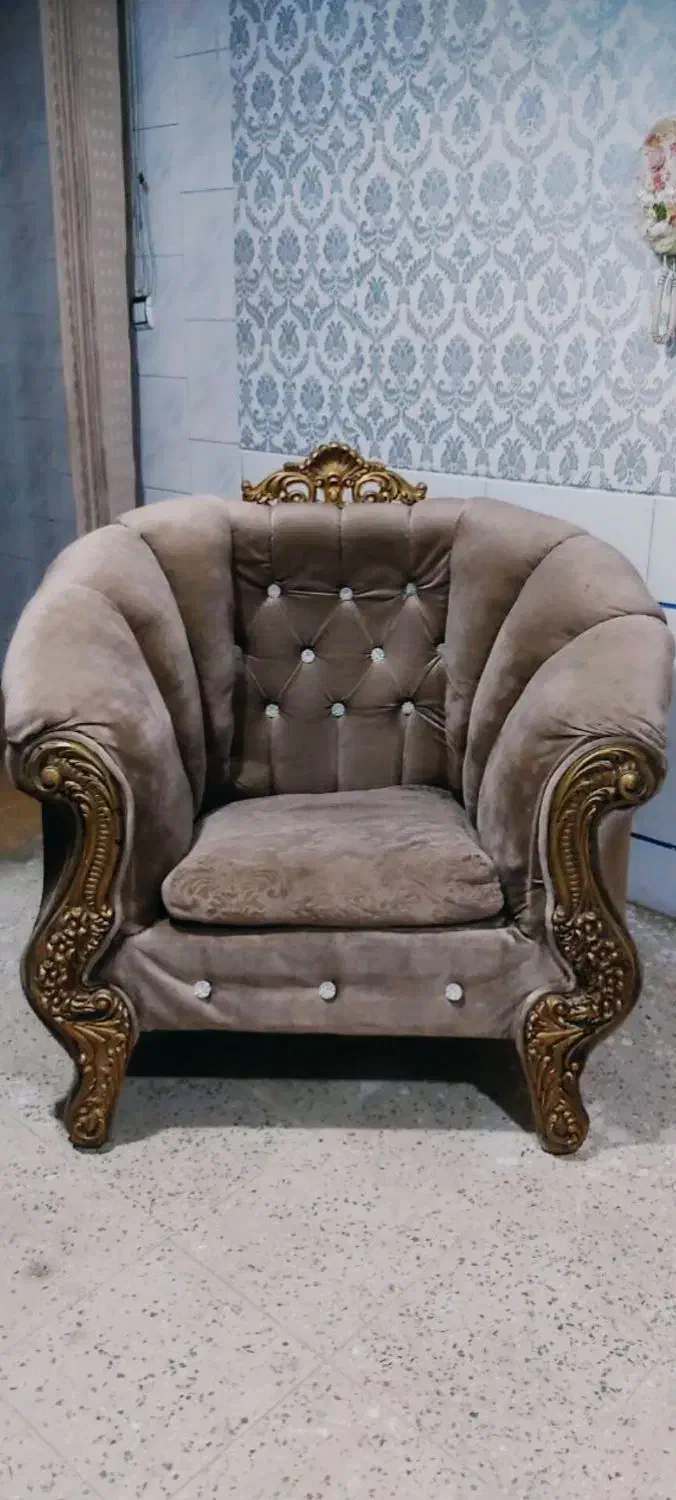 مبل تمیز و در حد نو|مبلمان خانگی و میز عسلی|لنجان, |دیوار