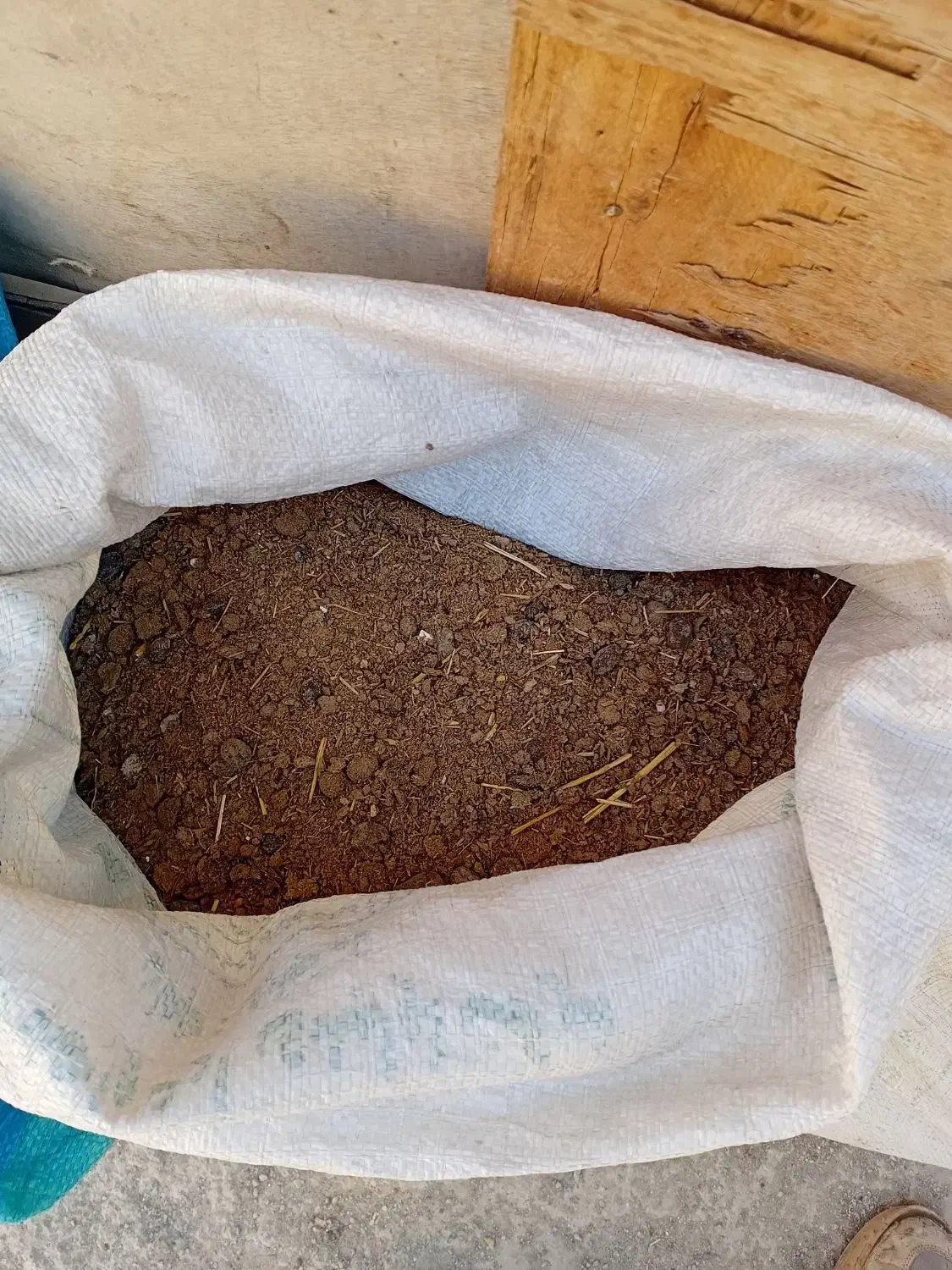 کود کوسفندی|خدمات باغبانی و درختکاری|شهریار, شهرک شاهد|دیوار