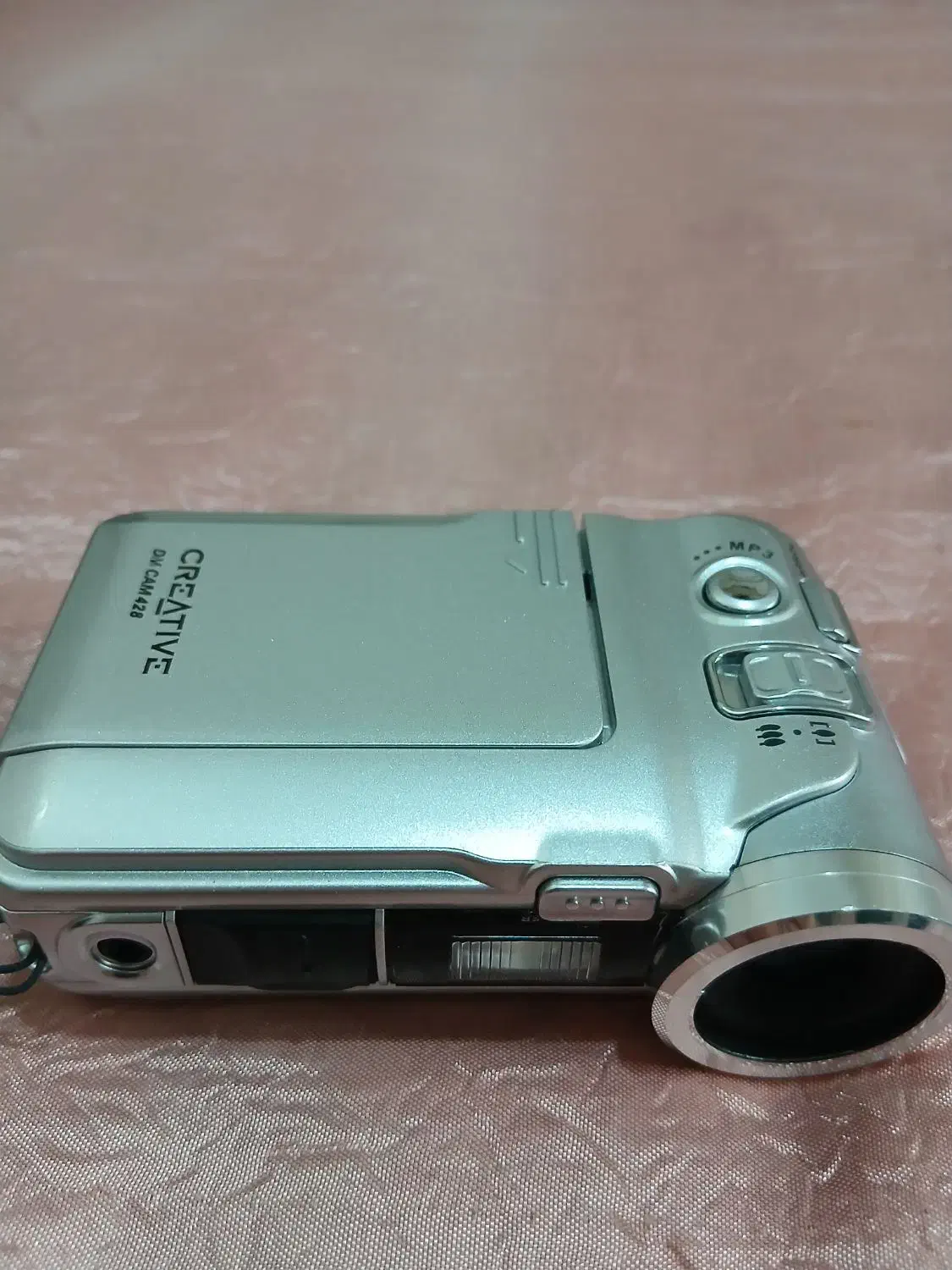 دوربین فیلمبرداری بدون هیچ گونه لوازم جانبی .|دوربین عکاسی و فیلمبرداری|تهران, طرشت|دیوار