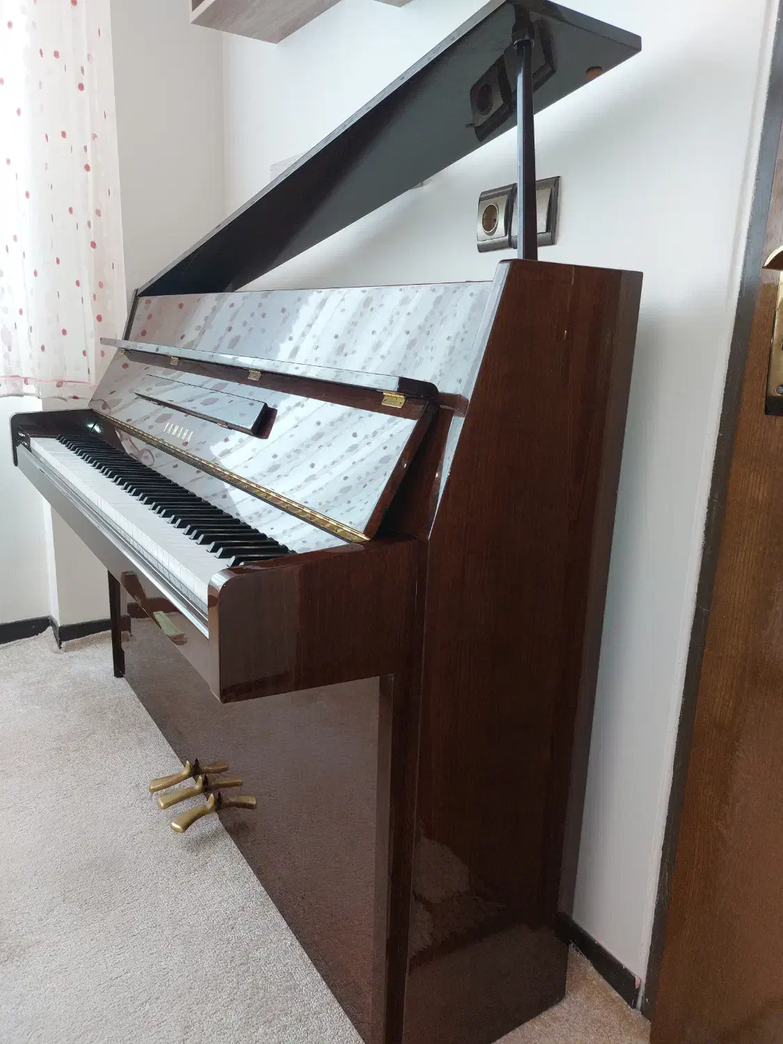 پیانو آکوستیک YAMAHA M108 اصل ژاپن|پیانو، کیبورد، آکاردئون|شاهین‌شهر, عطار|دیوار