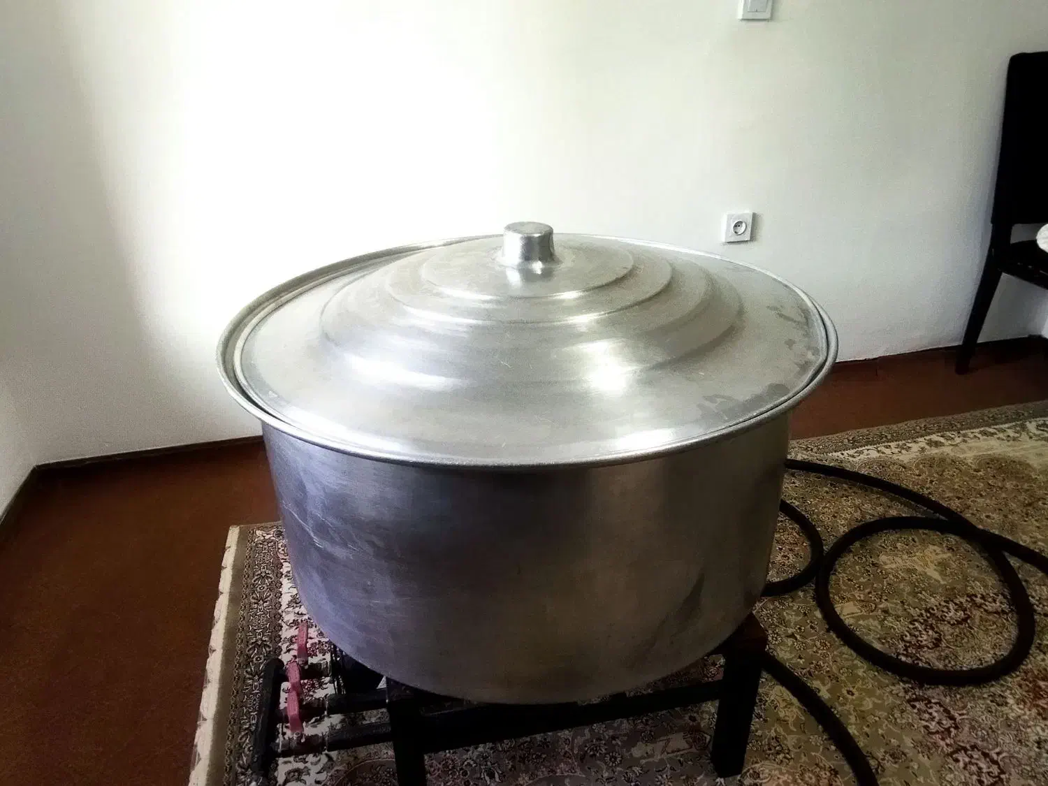 قابلمه روحی بزرگ|ظروف پختوپز|تاکستان, |دیوار