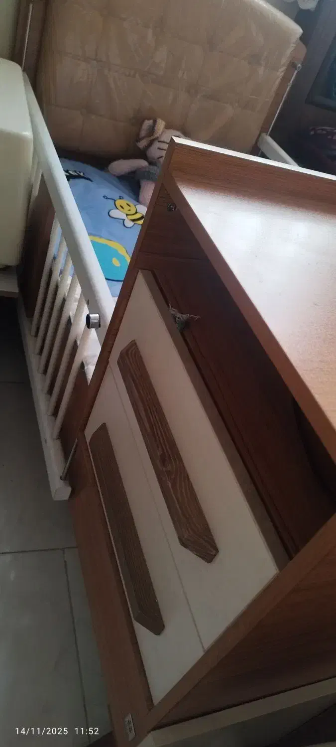 تخت و کمد آپادانا شرکتی|تخت و سرویس خواب|تهران, شهرک رضویه|دیوار