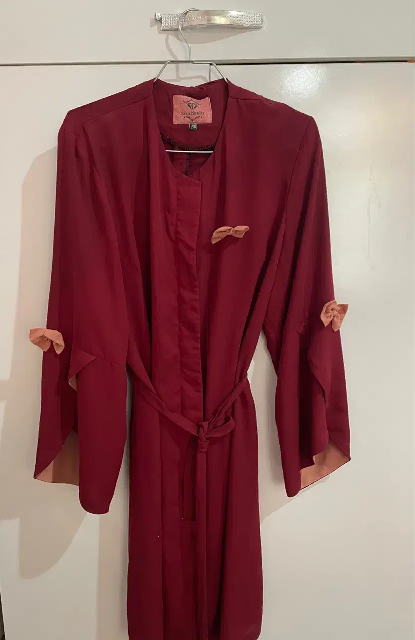 مانتو|لباس|نجف‌آباد, مجاهد شمالی|دیوار