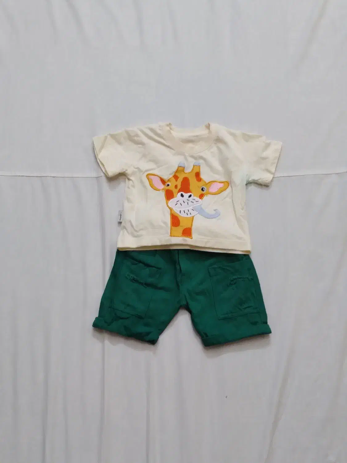 لباس و کفش نوزادی تا یکسال|کفش و لباس بچه|لاهیجان, مهرگان|دیوار