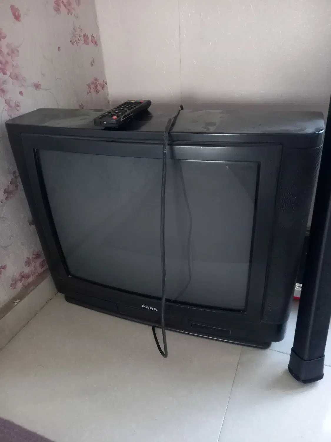 تلوزیون قدیمی pars|تلویزیون و پروژکتور|سنندج, |دیوار