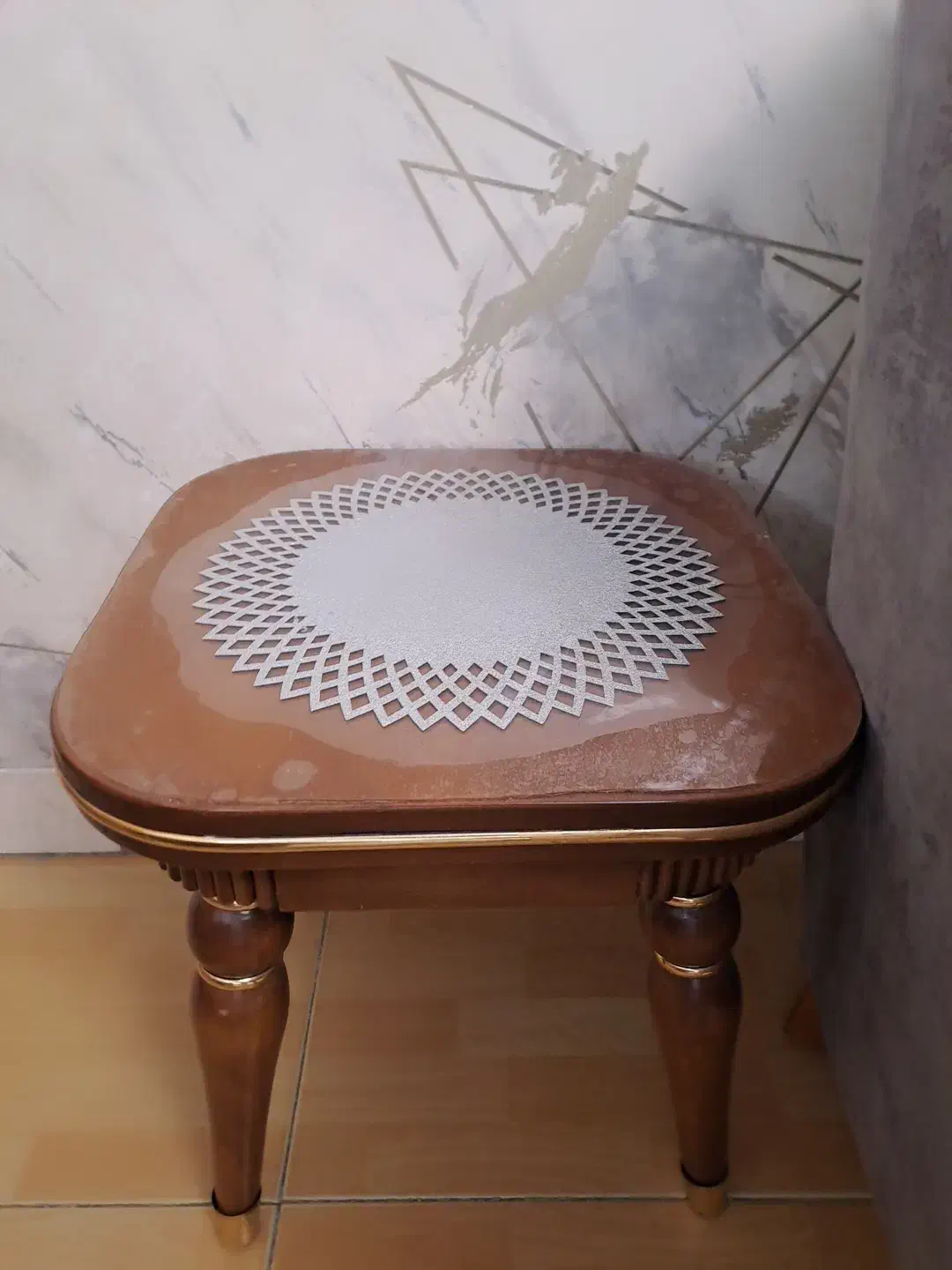 مبل راحتی|مبلمان خانگی و میز عسلی|تهران, تسلیحات|دیوار