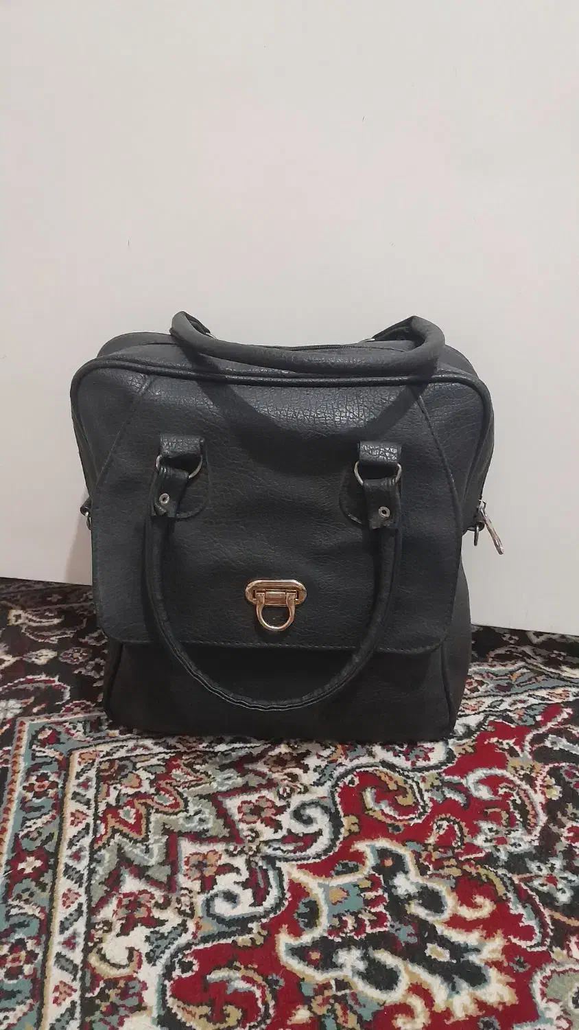 تعدادی وسایل،تلوزیون|تلویزیون و پروژکتور|خوی, |دیوار