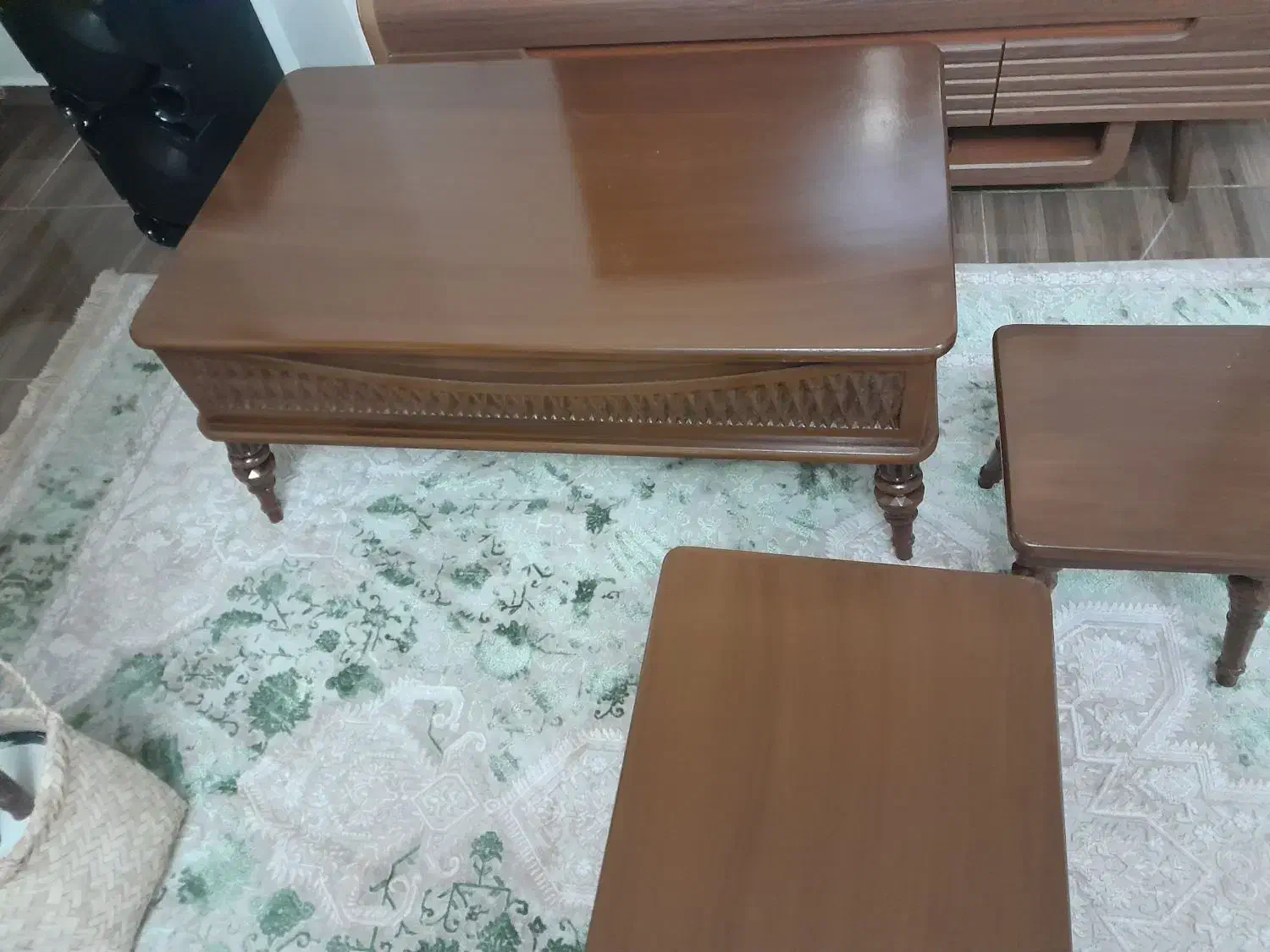 میز عسلی جلو مبلی ۴ تیکه نو نو آک|مبلمان خانگی و میز عسلی|رشت, نامجو|دیوار