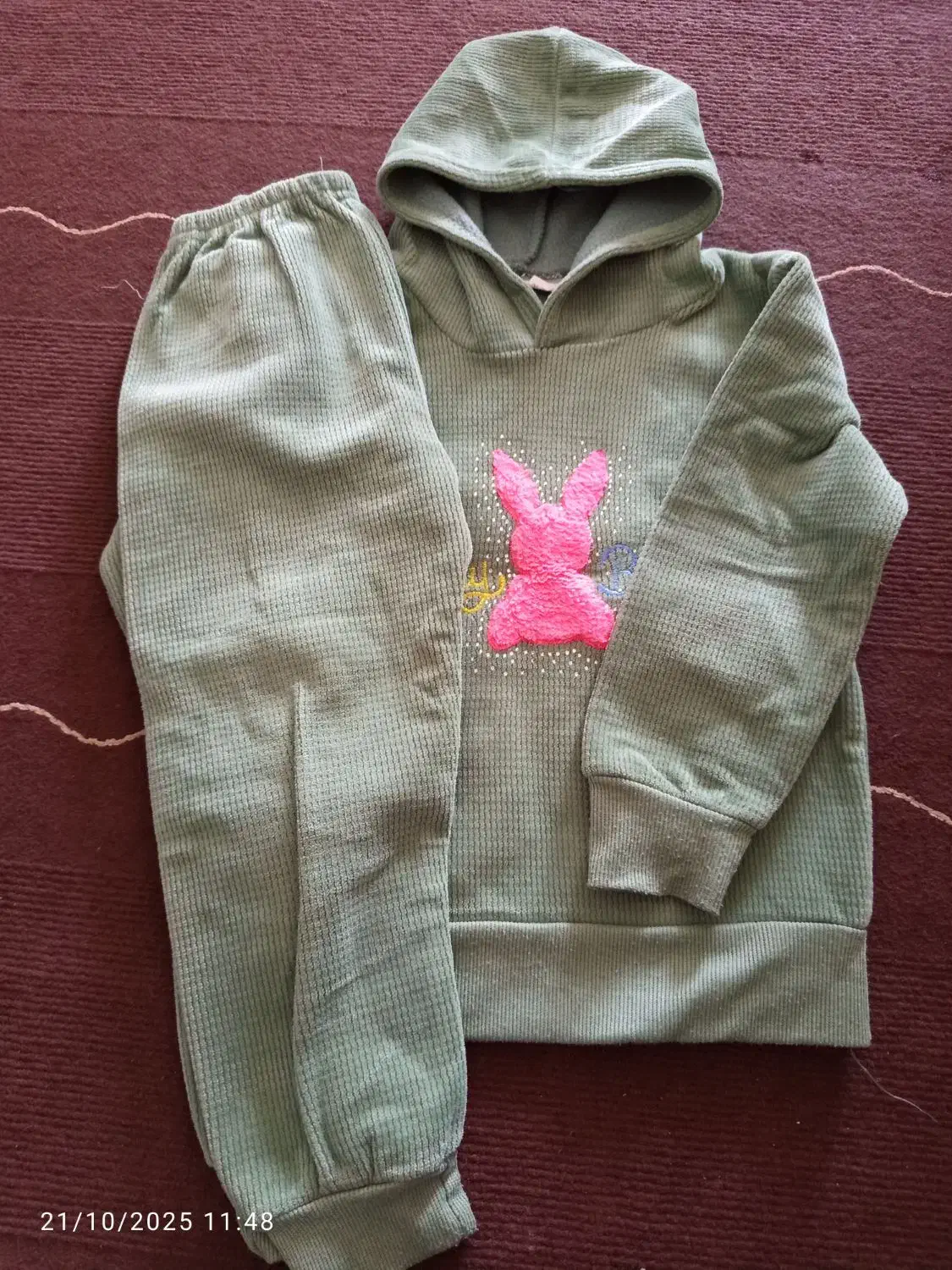 لباس گرم و کفش|لباس|فیروزآباد (فارس), |دیوار