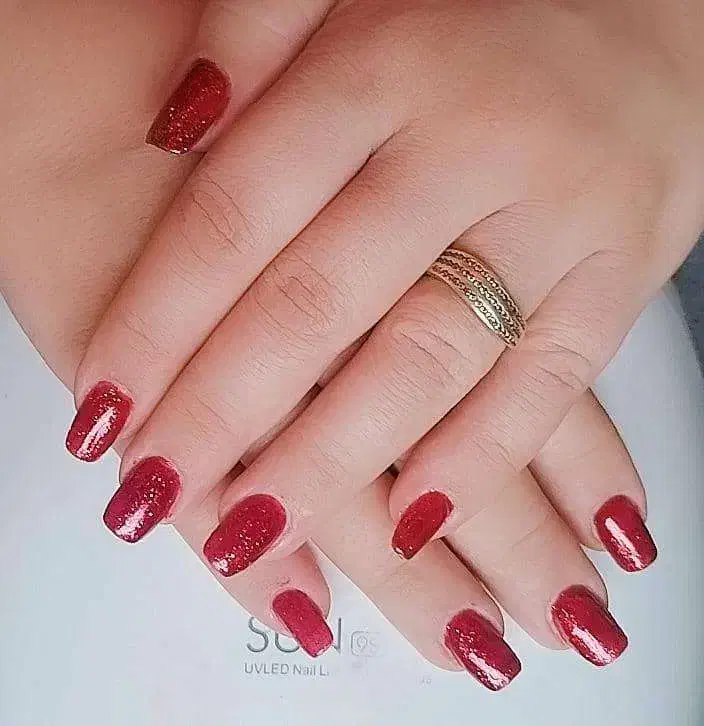 خدمات ناخن با تخفیف ویژه یلدایی|خدمات آرایشگری و زیبایی|سنندج, |دیوار