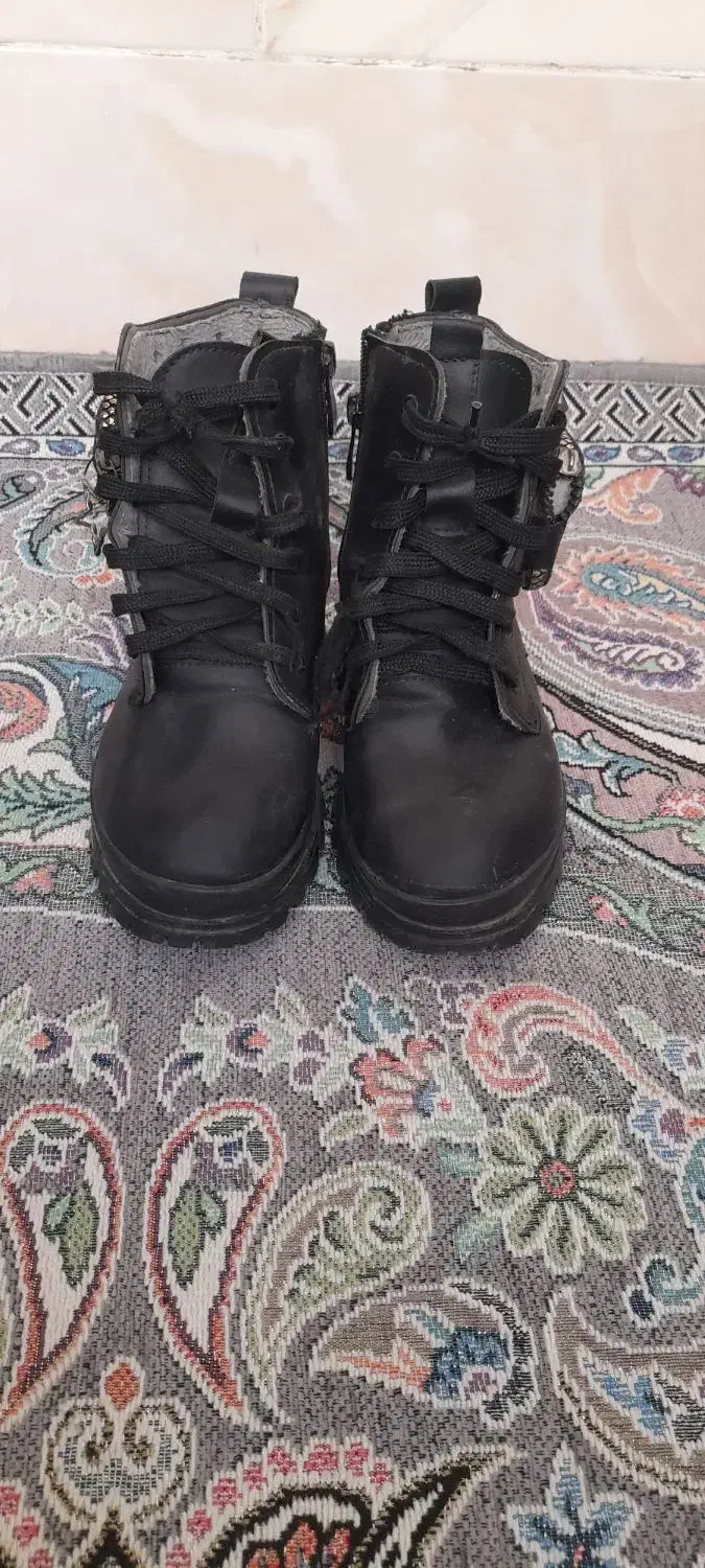 نیم بوت دخترانه|کفش و لباس بچه|قم, ولیعصر|دیوار