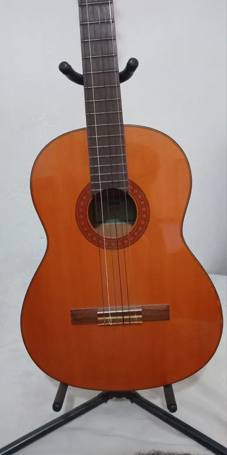 گیتار  یاماها c70 اصل اندونزی|گیتار، بیس، امپلیفایر|قائمشهر, |دیوار