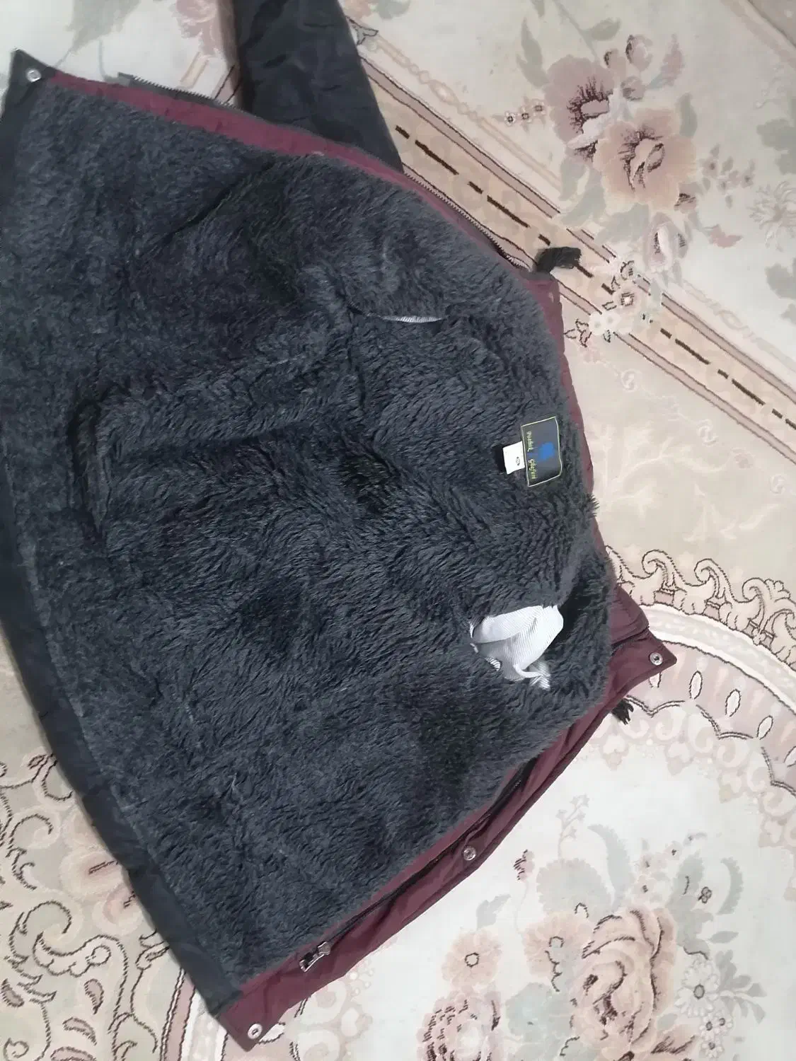 کاپشن پسرانه|لباس|قدس, شهرقدس|دیوار