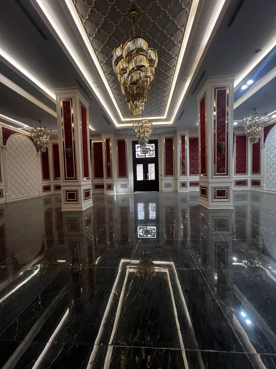 واحد ۱۱۸ متری رونیکا پالاس کوهک/منطقه ۲۲/دریاچه