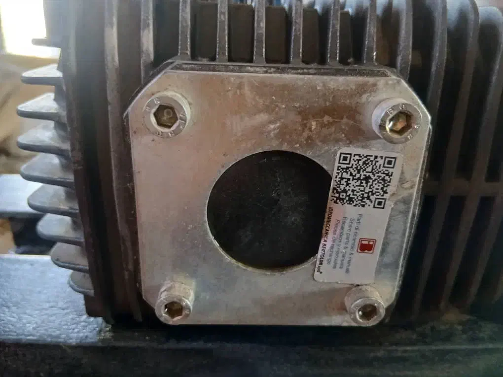 پمپ کارواش با بیست متر شیلنگ روکشدار|ماشینآلات صنعتی|کرمان, |دیوار