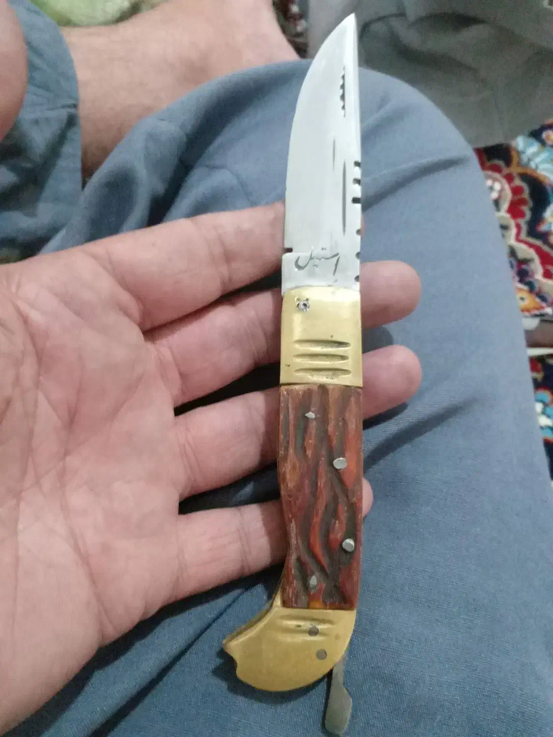 چاقو دنده ای سالم|کلکسیون اشیاء عتیقه|فارسان, |دیوار