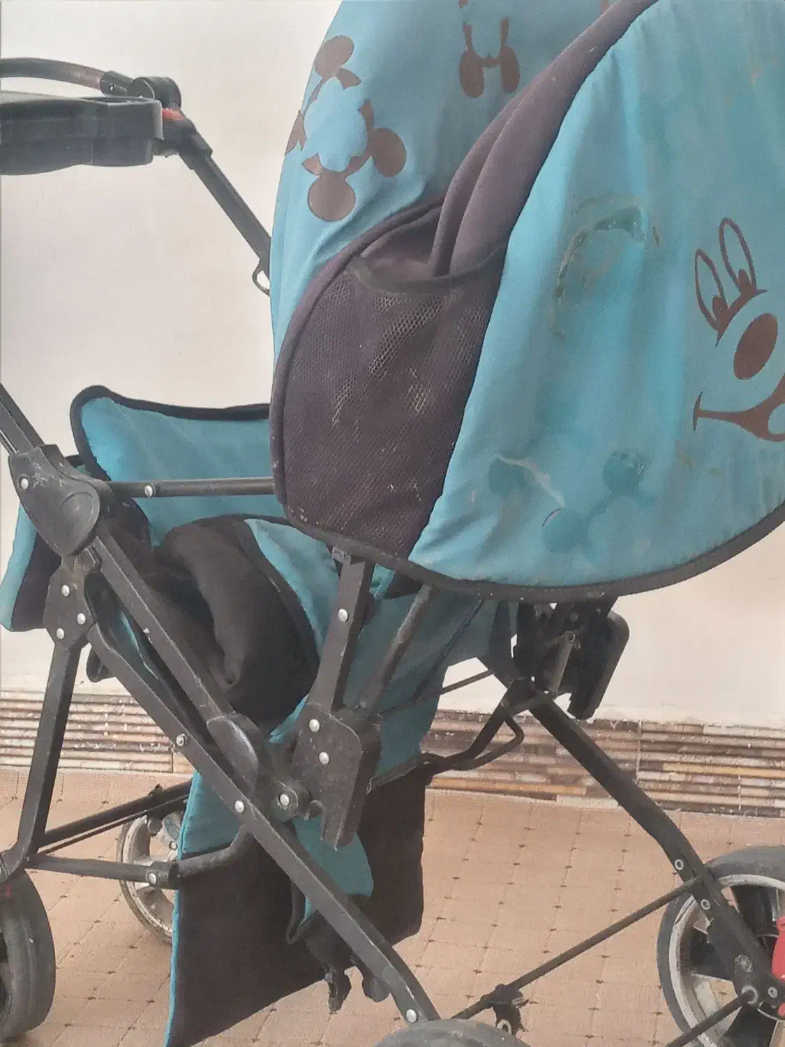 کالسکه و روروک خیلی محکم در حد نو قیمت مناسب|اسباب و اثاث بچه|کوهدشت, |دیوار