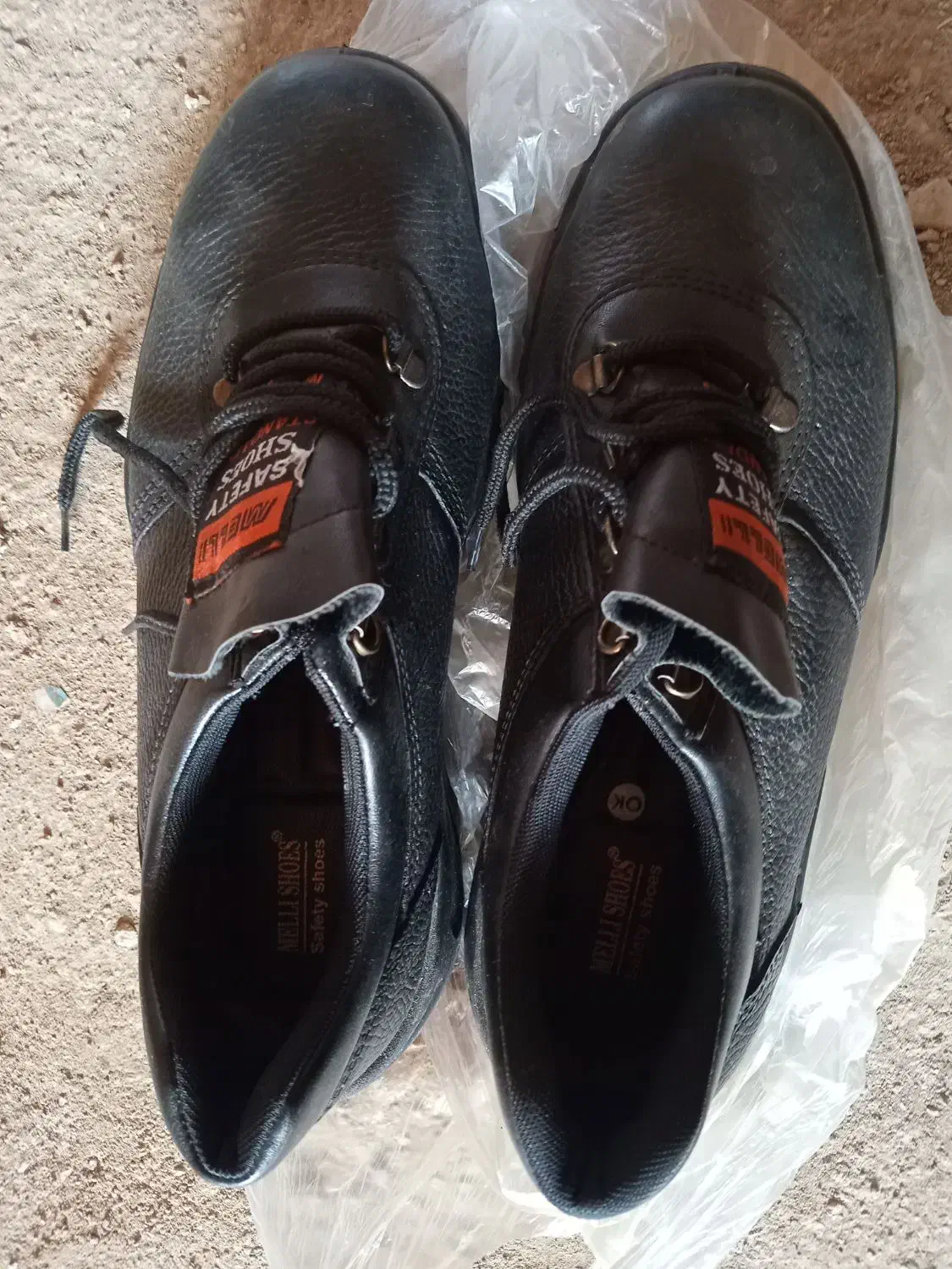 کفش ایمنی|کیف، کفش، کمربند|مرند, |دیوار