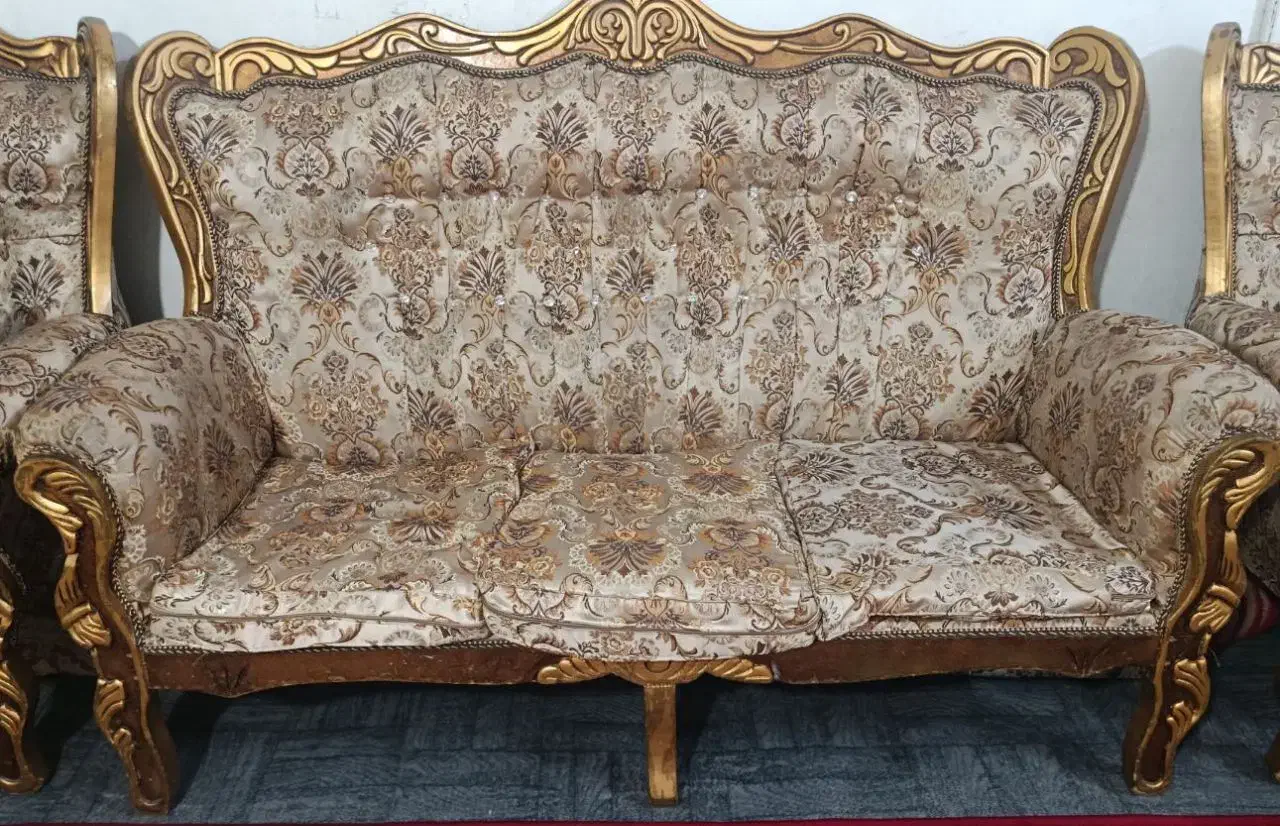 مبل سلطنتی|مبلمان خانگی و میز عسلی|مشهد, خواجه ربیع|دیوار