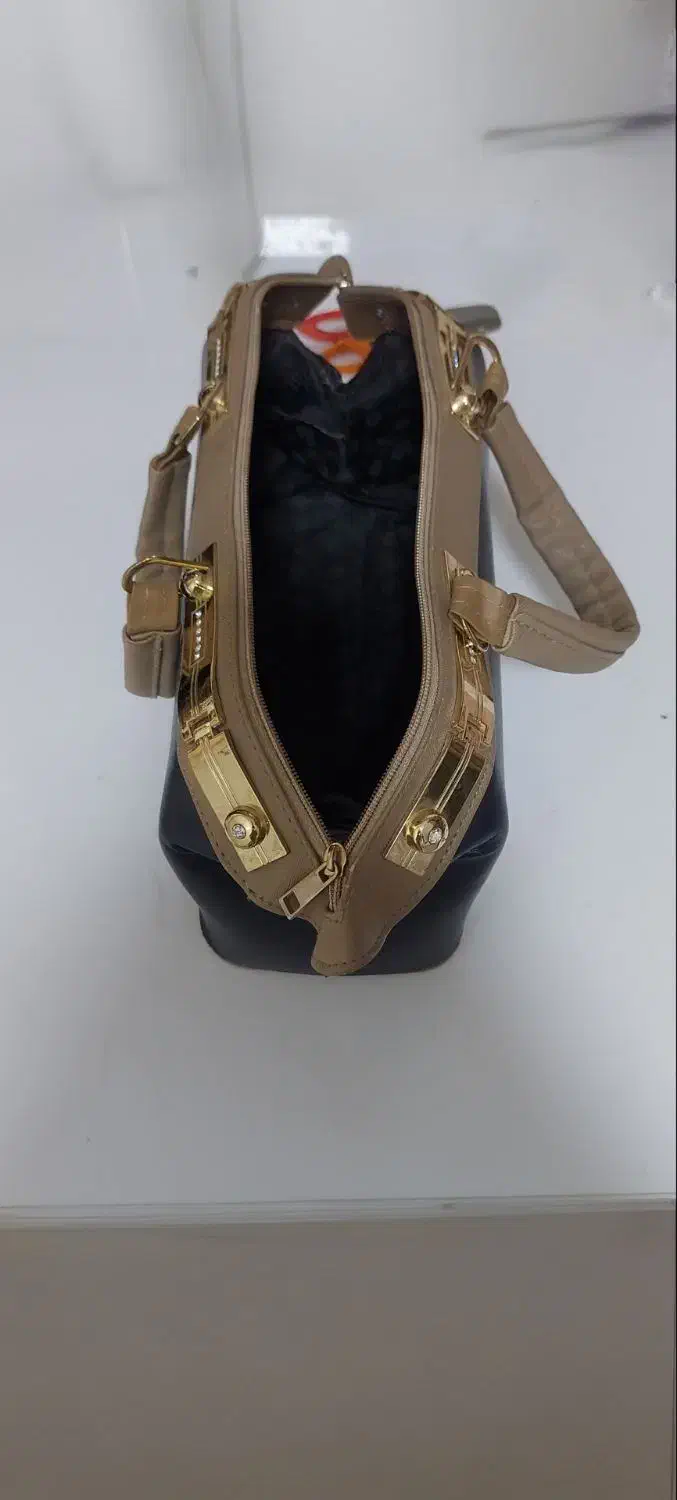 کیف مجلسی سرمه ای|کیف، کفش، کمربند|قم, باجک دو|دیوار