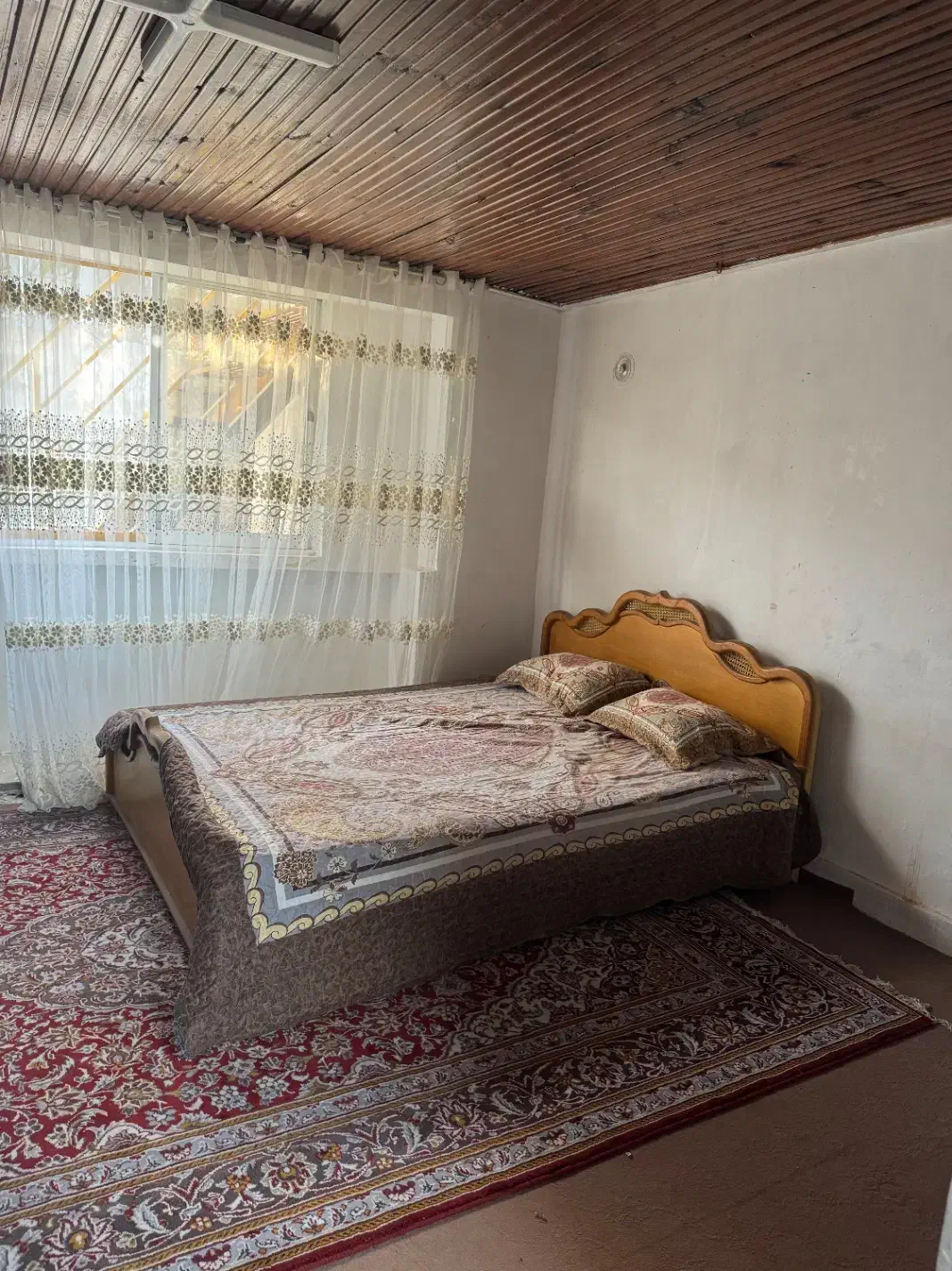تخت دو نفره و یک نفره|تخت و سرویس خواب|رشت, گلسار|دیوار