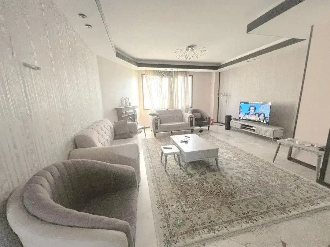 ۴۷متر رو به‌ آفتاب / تک‌واحدی / نقشه خاص/ پارکینگ|فروش آپارتمان|تهران, وحیدیه|دیوار