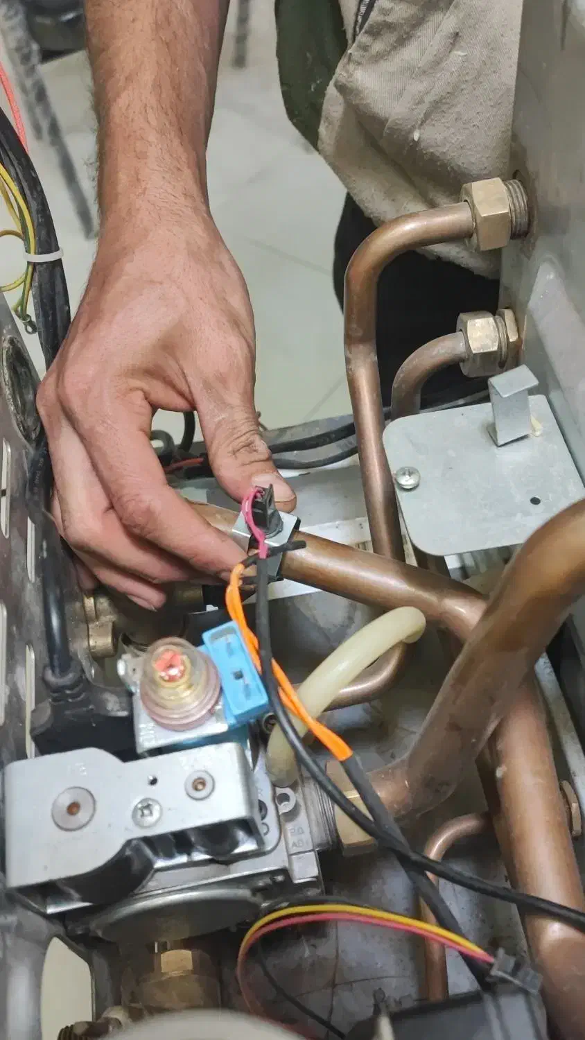 سرویس و نصب پکیج دیواری و آبگرم کن|آبگرمکن، پکیج، شوفاژ|قوچان, |دیوار