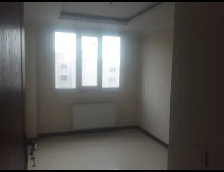 پایین یوسف آباد ۸۱ متر ، ۲ خواب ، نور و نقشه