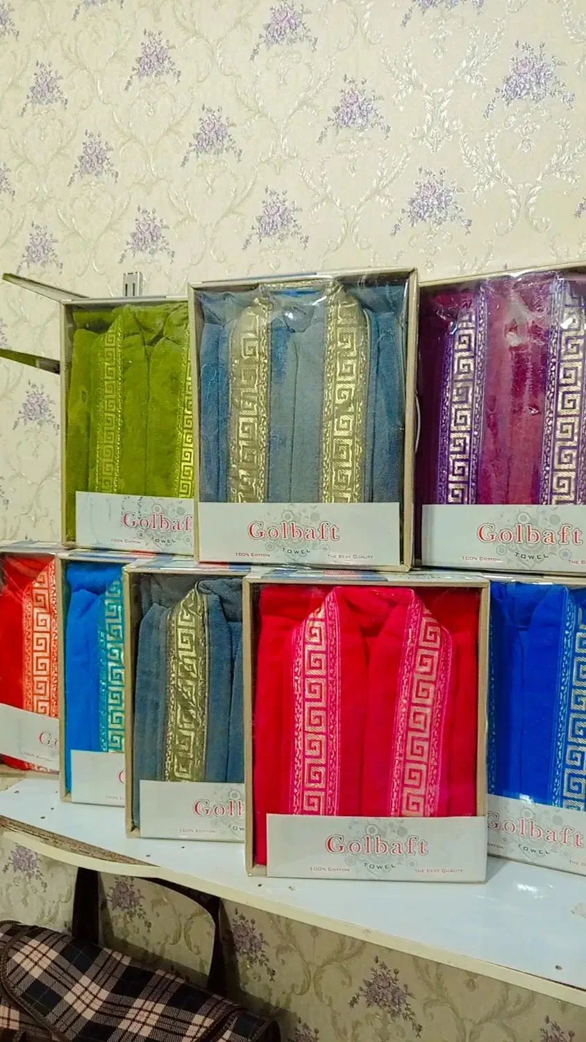 حوله تنپوش بزرگسال|لوازم حمام|بندر گناوه, |دیوار