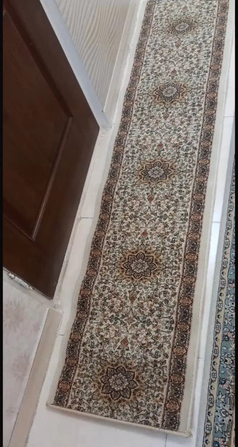 کناره وپادری|فرش|ری, علایین|دیوار