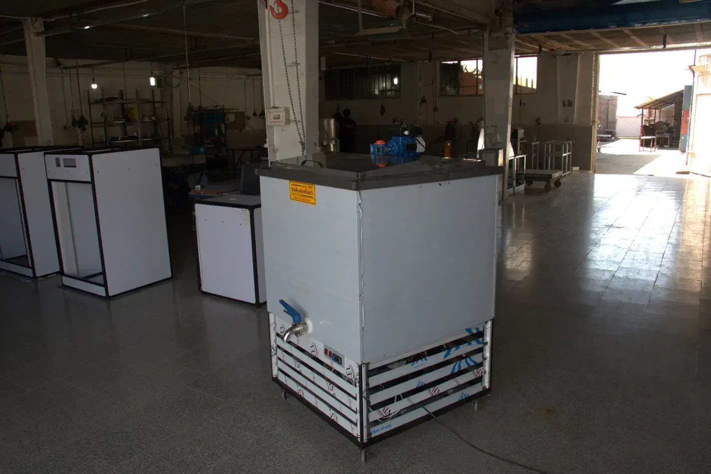 شیر سردکن500لیتری دو مخزن-نگهداری همزمان شیر و دوغ|ماشین‌آلات صنعتی|ارومیه, |دیوار